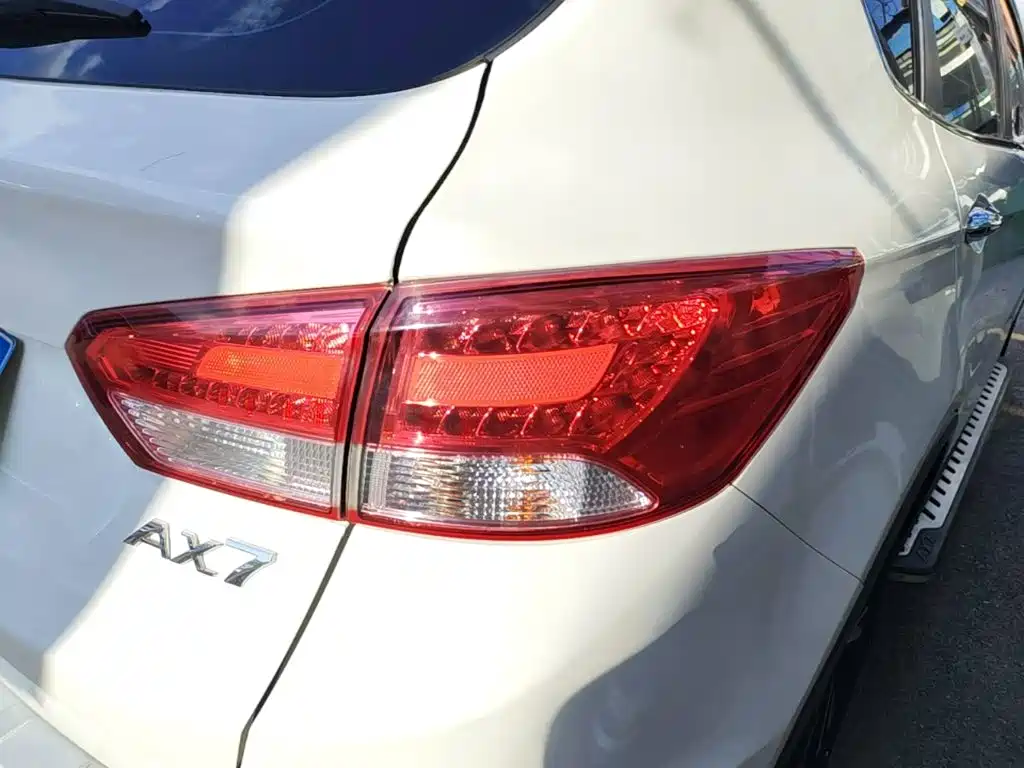 Dongfeng Aeolus Dongfeng Fengshen AX7 2017 2016 2.0L Automatic Smart Comfort