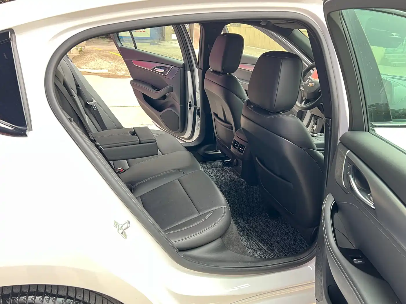 Cadillac CT5 2024 28T Premium фото 24