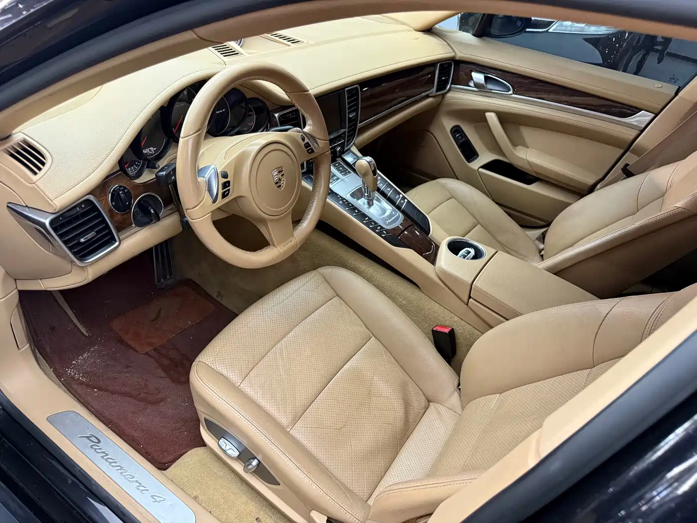 Porsche Panamera 2011 2010 Panamera 4 3.6L
