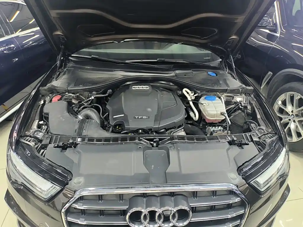 Фото 16 - Audi A6L
