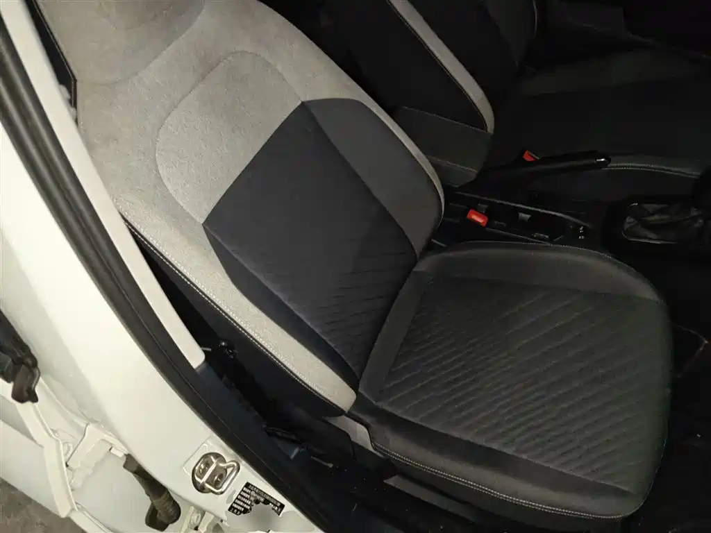Volkswagen Lavida 2023 New Sharp 1.5L Auto Premium Edition фото 20