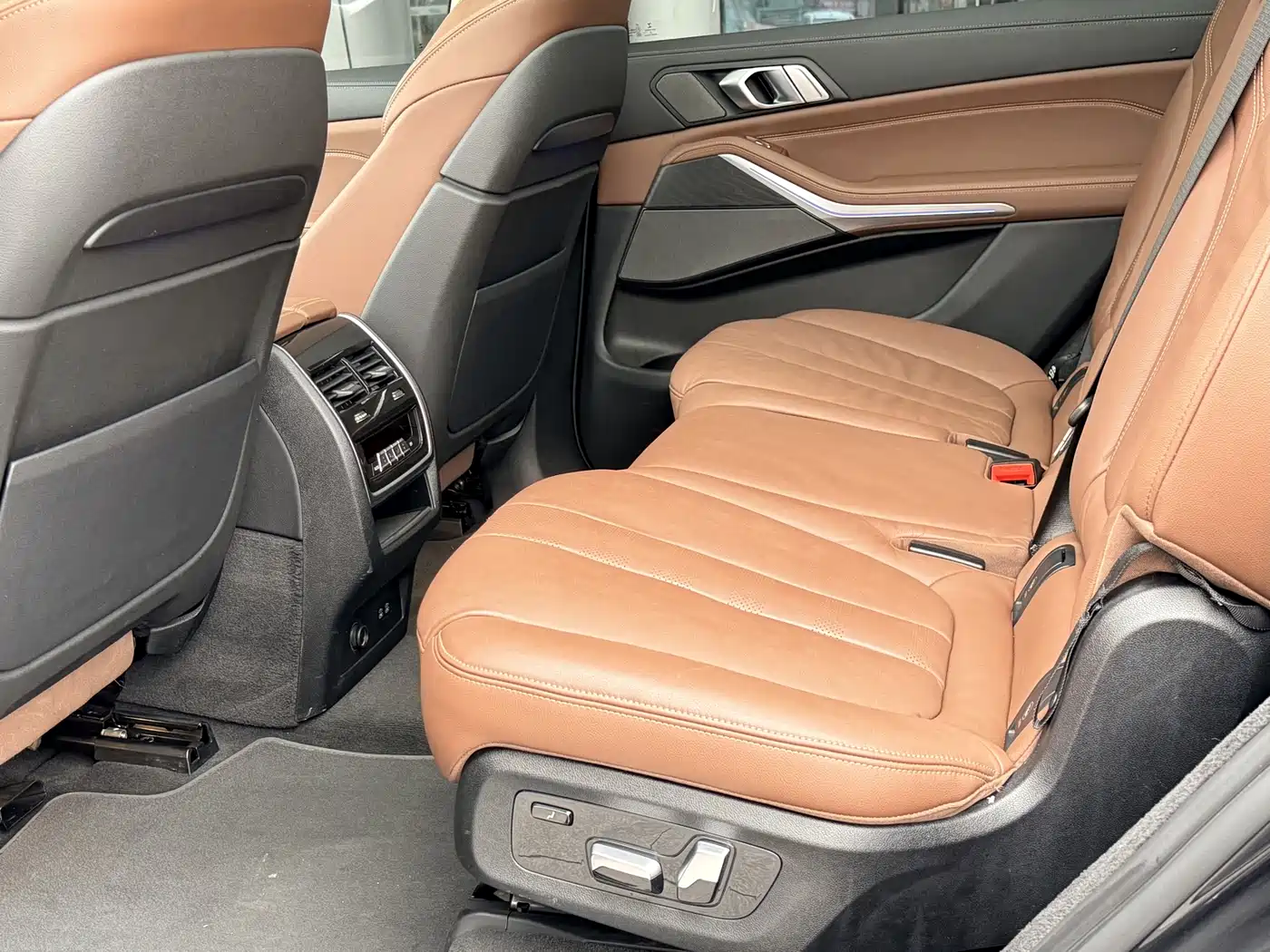 BMW X7 2021 xDrive40i Leading Luxury Package фото 17