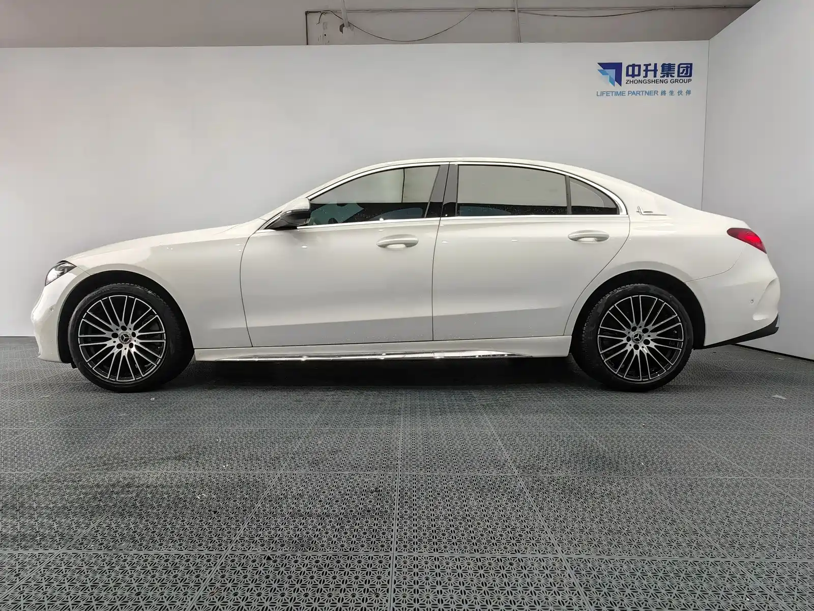 Фото 7 - Mercedes-Benz C-Class