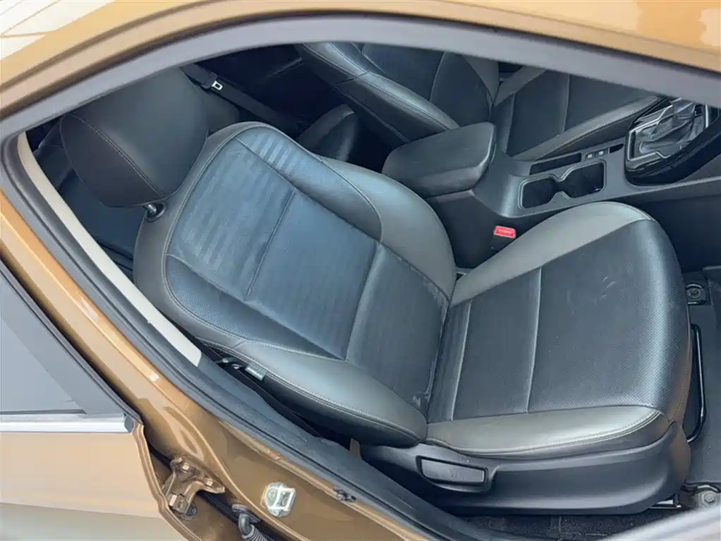 Kia Sportage 2019 2.0L Automatic Smart Luxury Edition фото 24