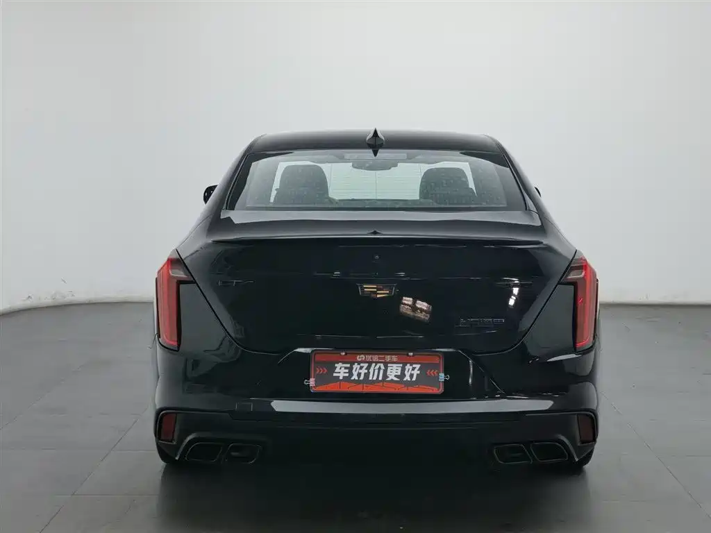 CADILLAC CT4