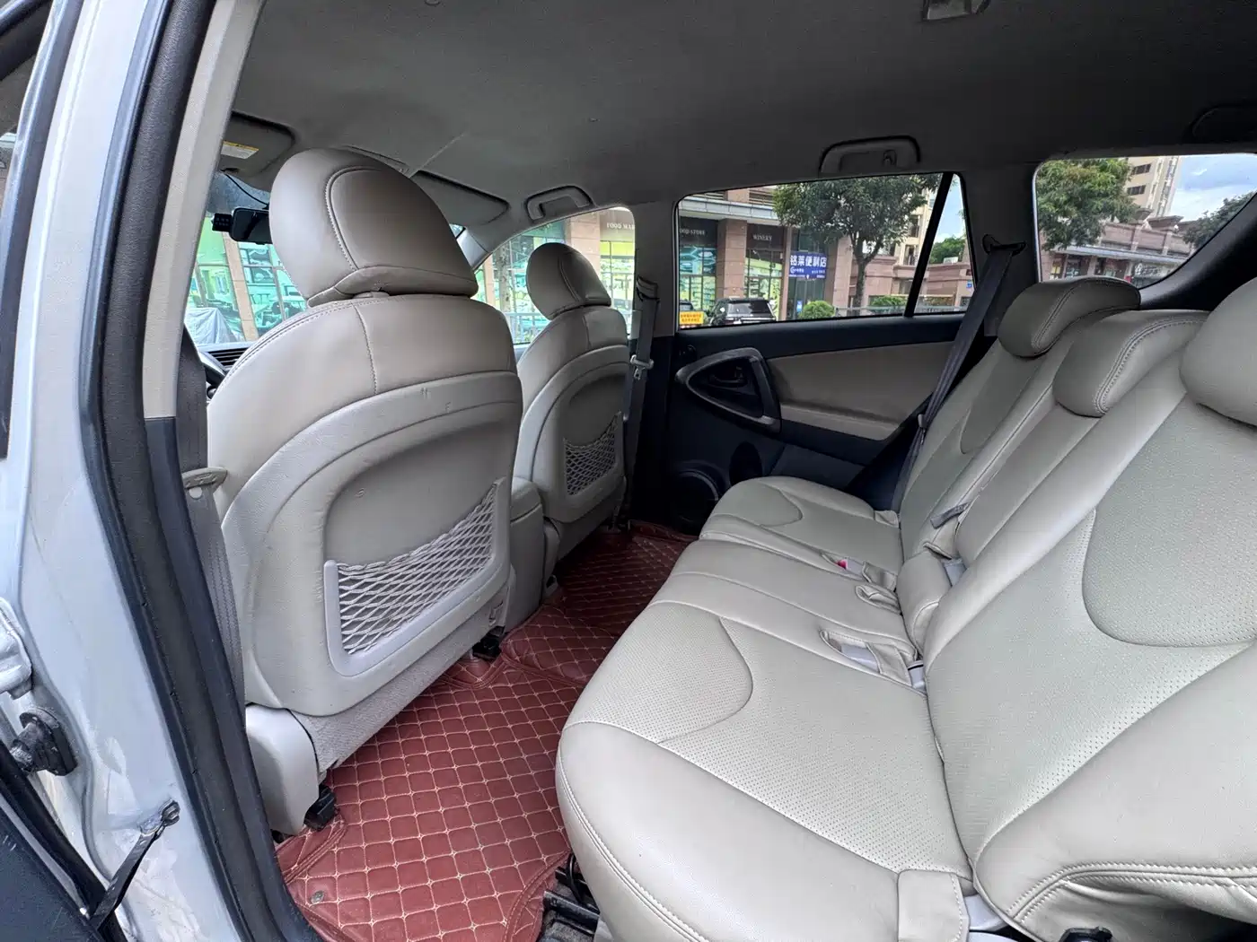 Toyota RAV4 (Import) 2011 2011 Base Model