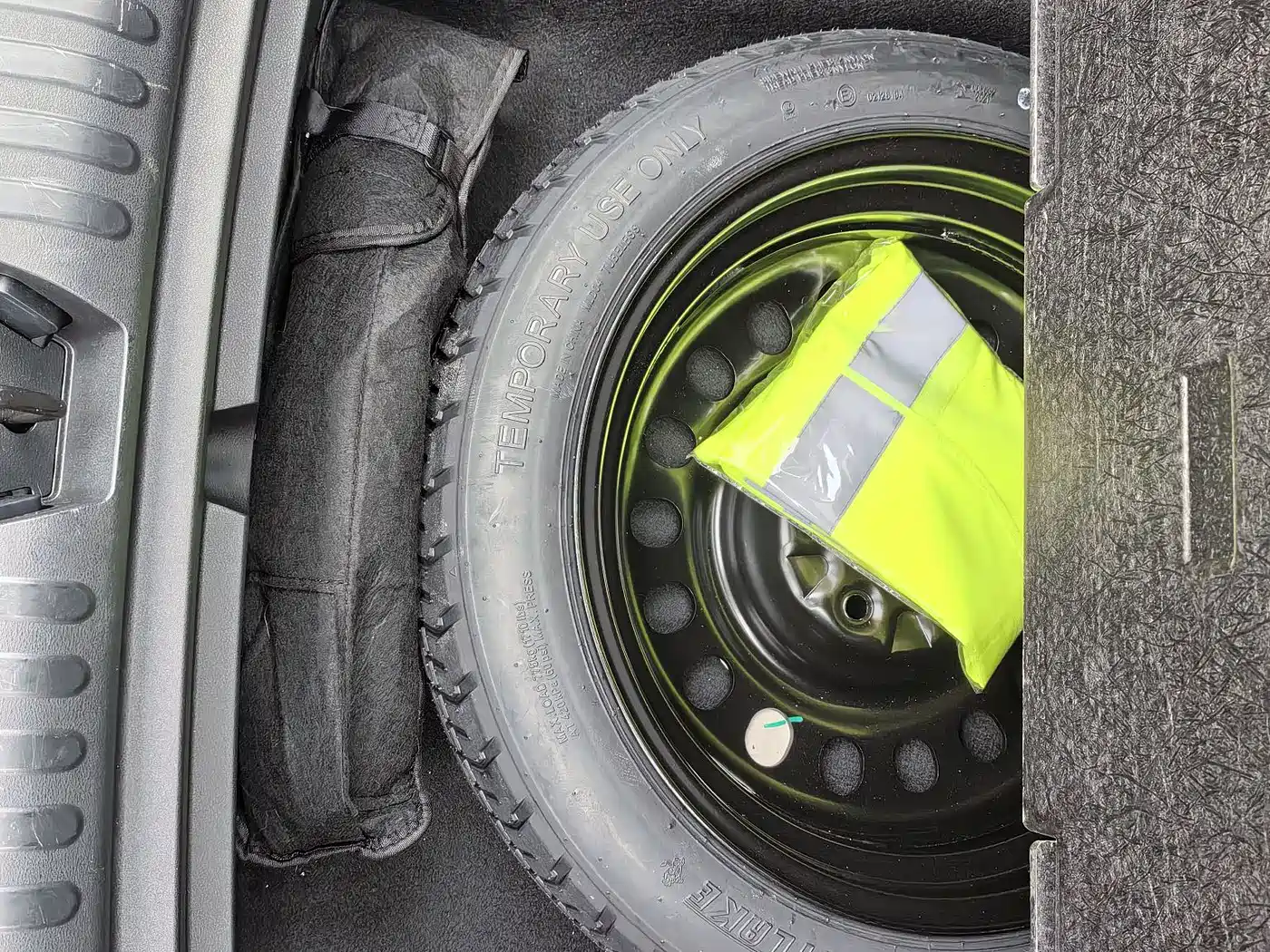 GEELY AUTOMOBILE BOYUE