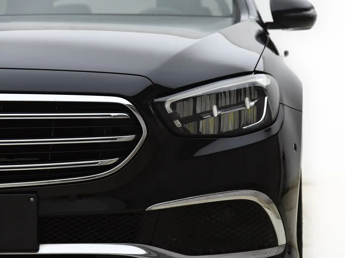 Mercedes-Benz E-Class 2021 E 260 L 4MATIC фото 2