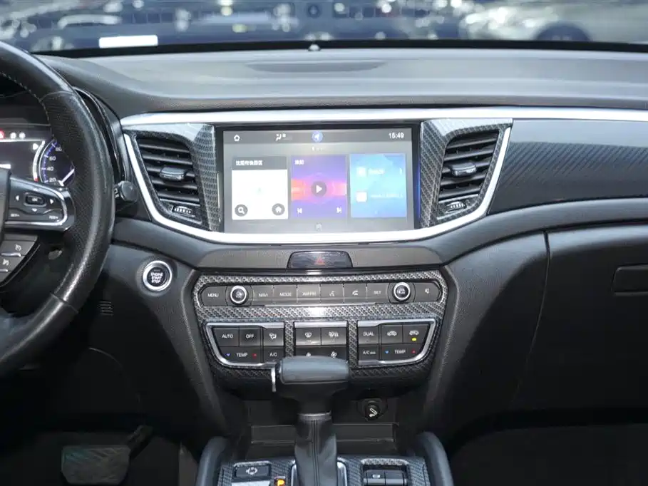 GAC Trumpchi Trumpchi GS7 2017 320T 2WD Luxury Smart Connect фото 19