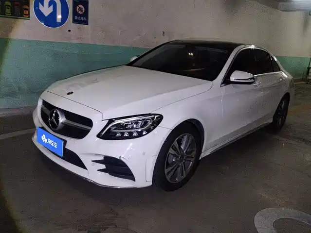 Mercedes-Benz C-Class 2021