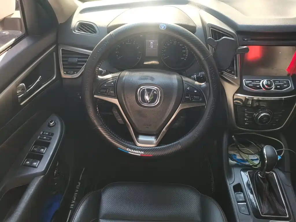 Changan CS75 2014 2014 1.8T Automatic Elite (China IV)