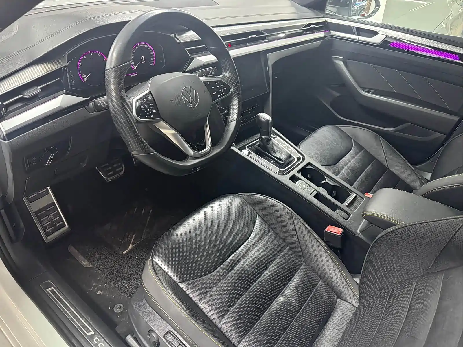 Photo 5 - Volkswagen CC