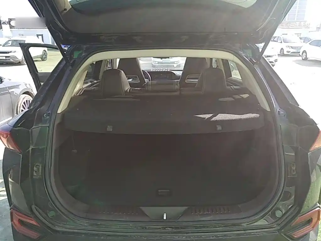 Bestune T77 2019 2019 230 TID Automatic Premium China VI