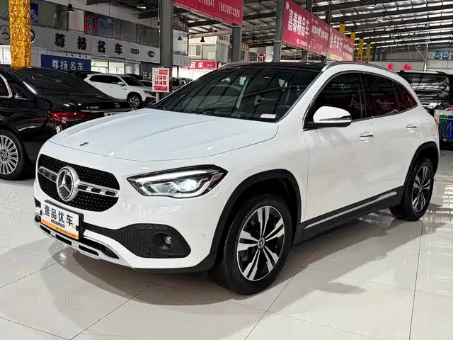Mercedes-Benz GLA 2021