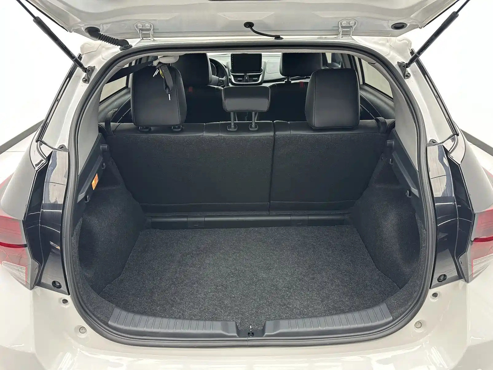 Photo 17 - Toyota YARiS L Zhi Xuan