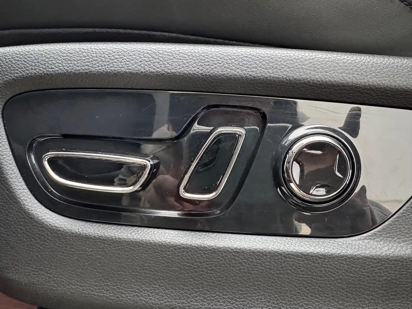 GAC Trumpchi Trumpchi M8 2023 Master Series Dual Hybrid Flagship Edition фото 20