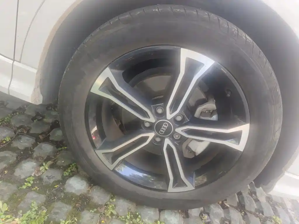Photo 25 - Audi Q3