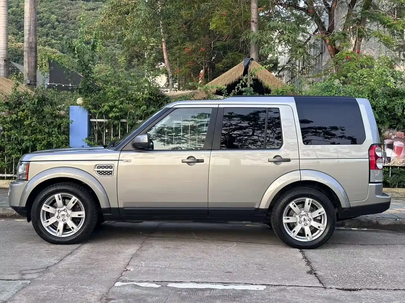 Land Rover Discovery 2009 2010 3.0TDV6 HSE Diesel