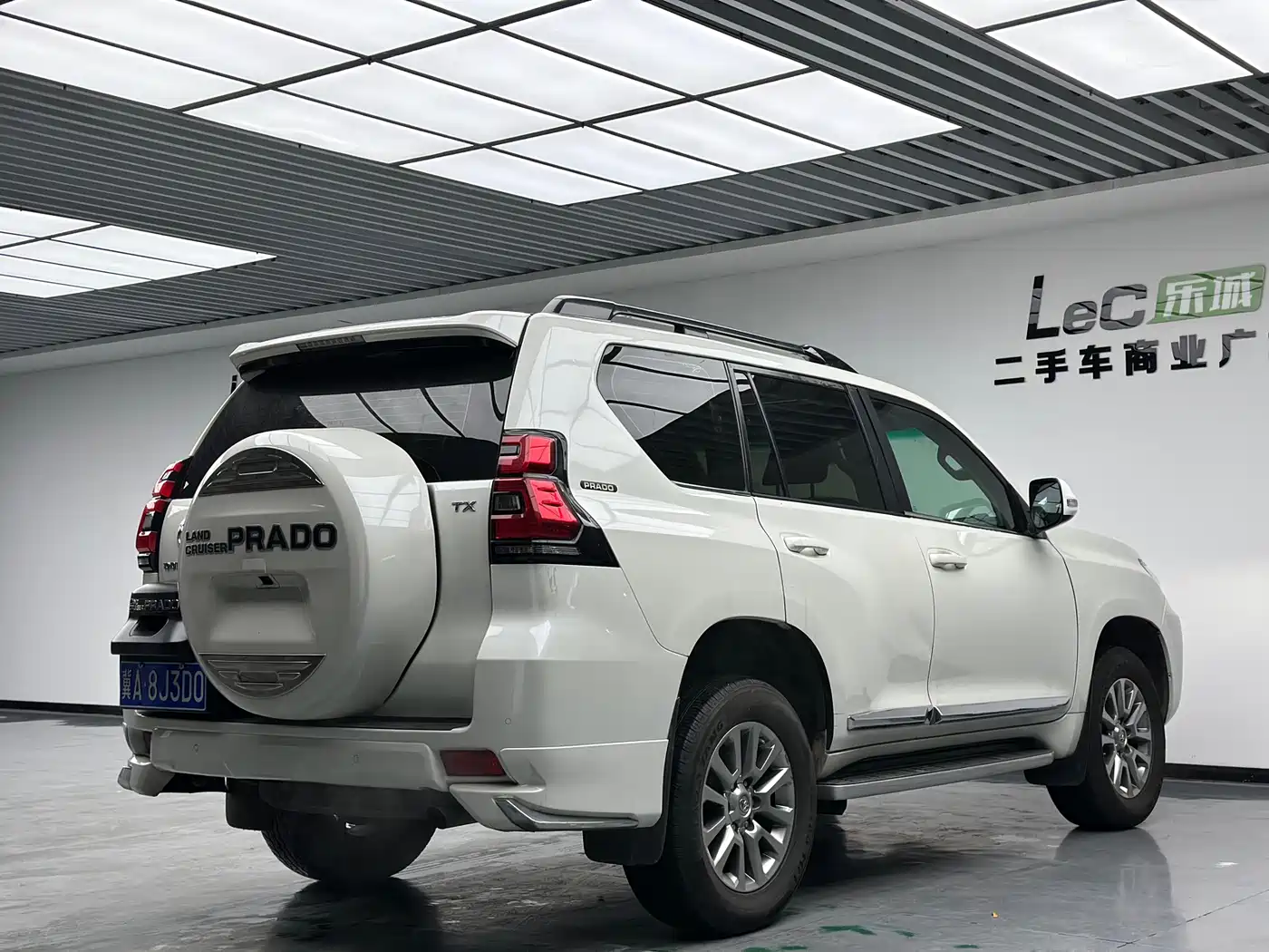 Toyota Prado 2018 3.5L Automatic TX-L NAVI Rear-mounted Spare Tire фото 15