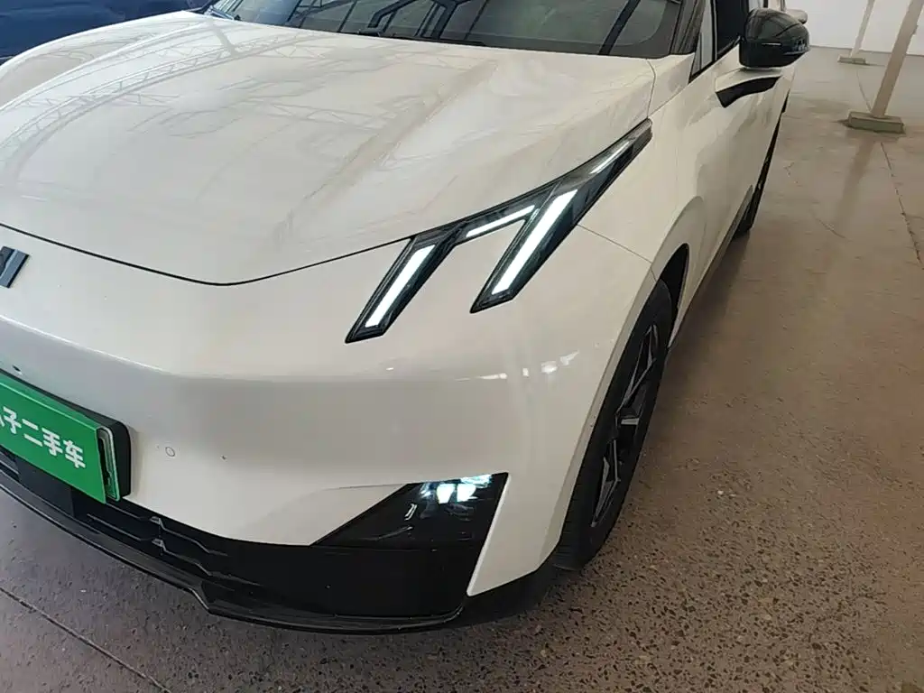 Фото 24 - Lynk & Co Z20