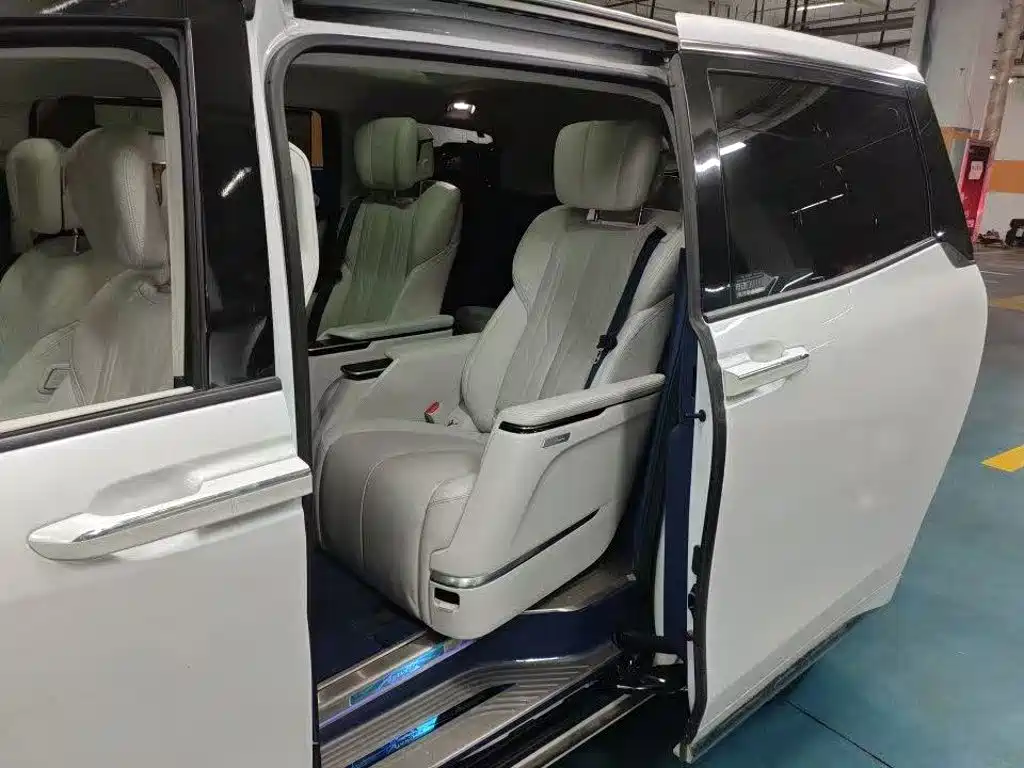 Buick Century 2025 2023 2.0T 6-Seat World Edition