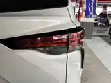 Фото 8 - Toyota Granvia