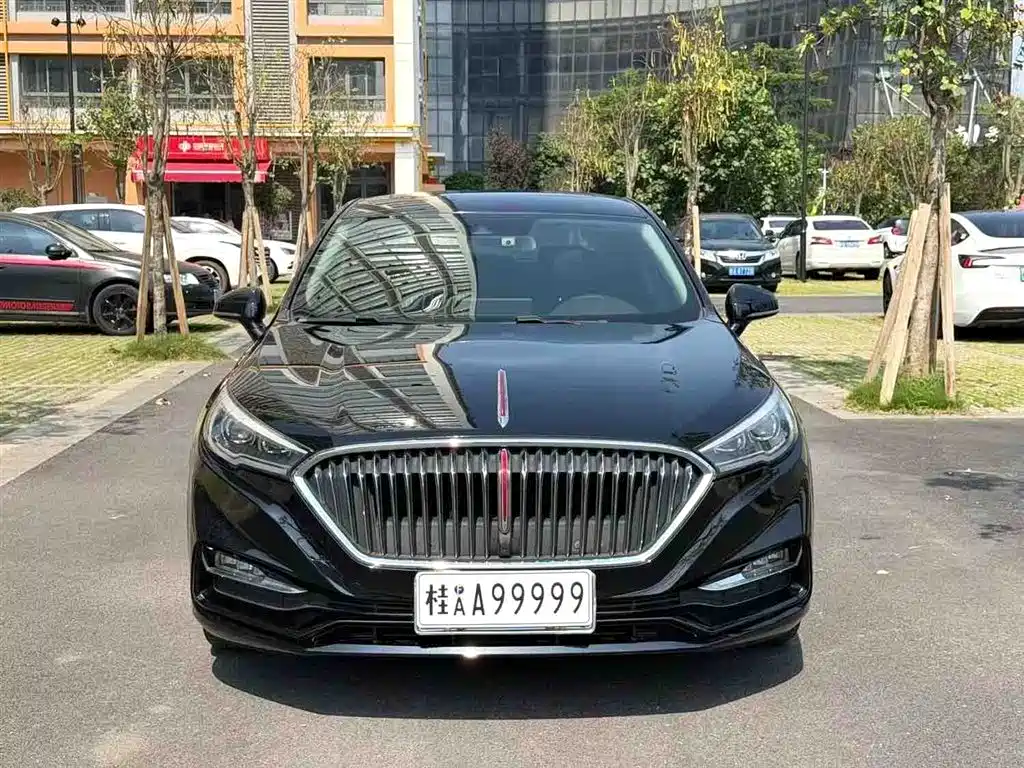 Photo 2 - Hongqi H5