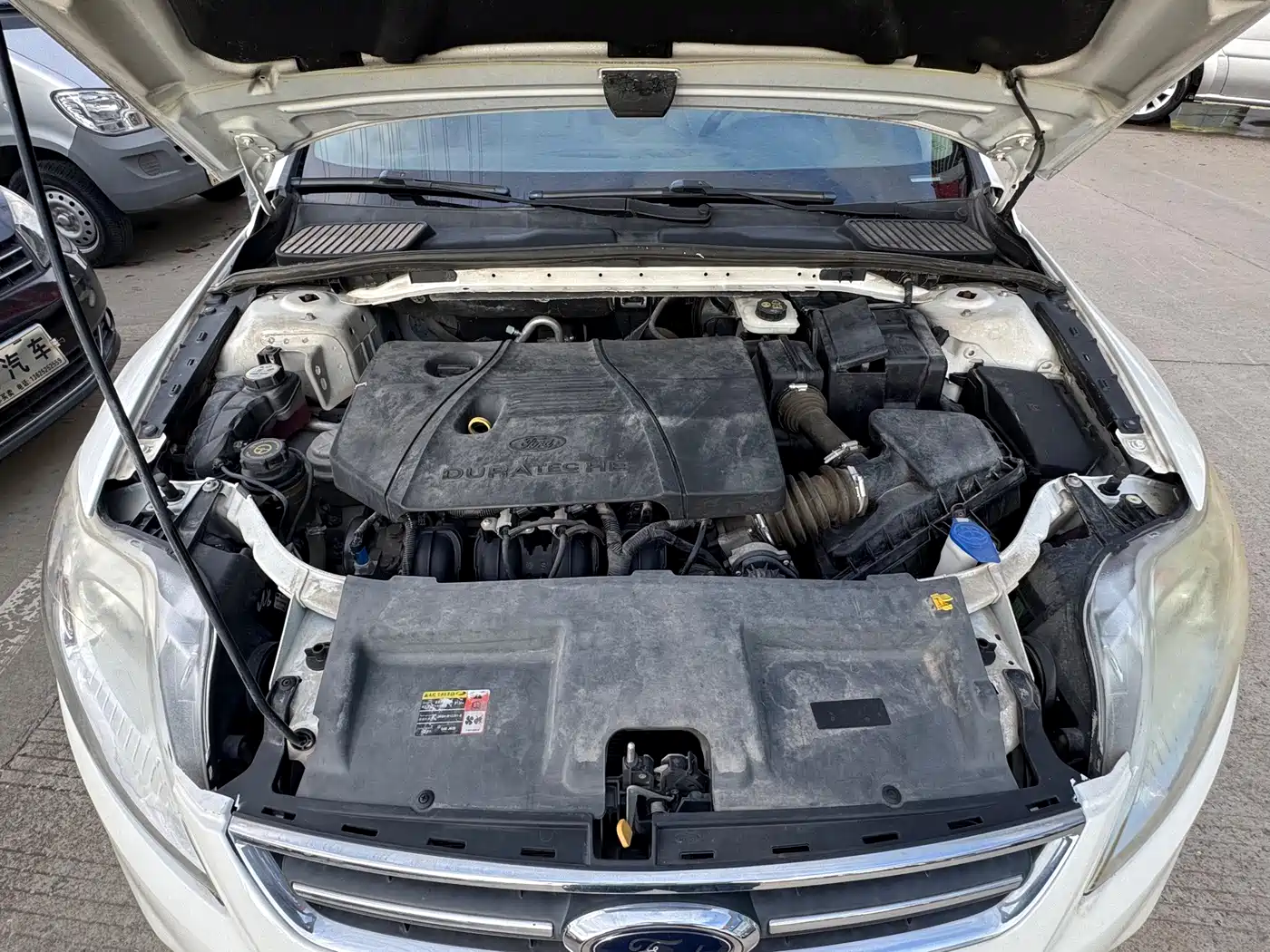 Ford Mondeo 2013 2013 2.3L Fashion Model