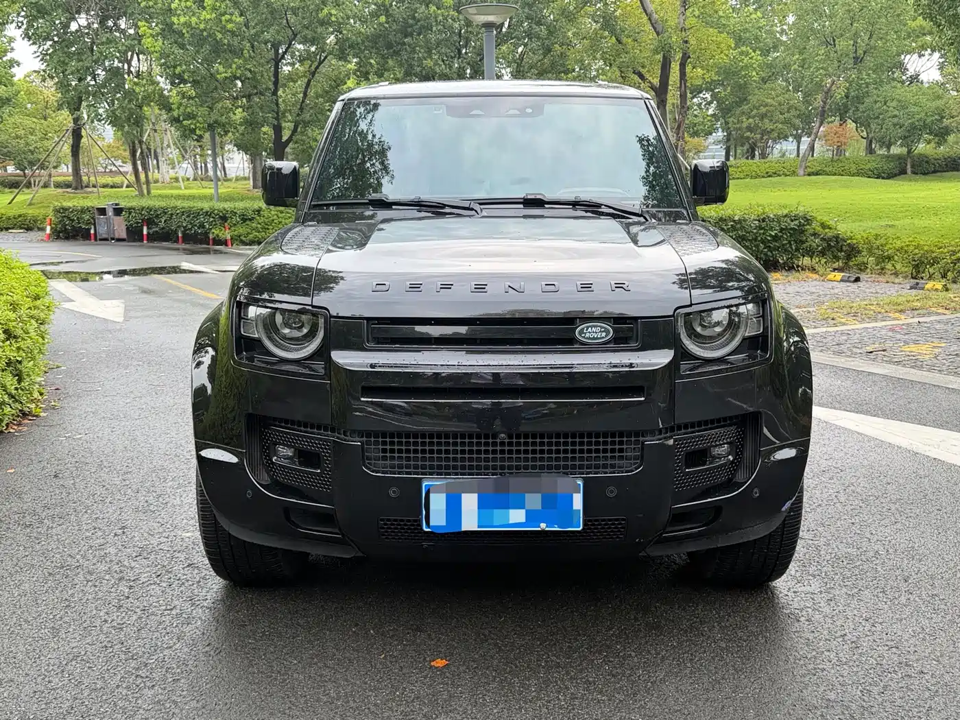 Фото 2 - Land Rover Defender
