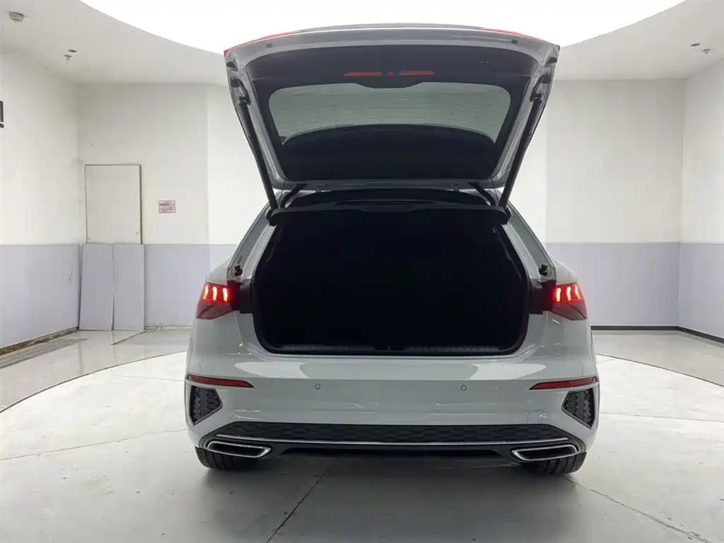 Audi A3 2024 Model Sportback 35 TFSI Fashion Sport фото 33