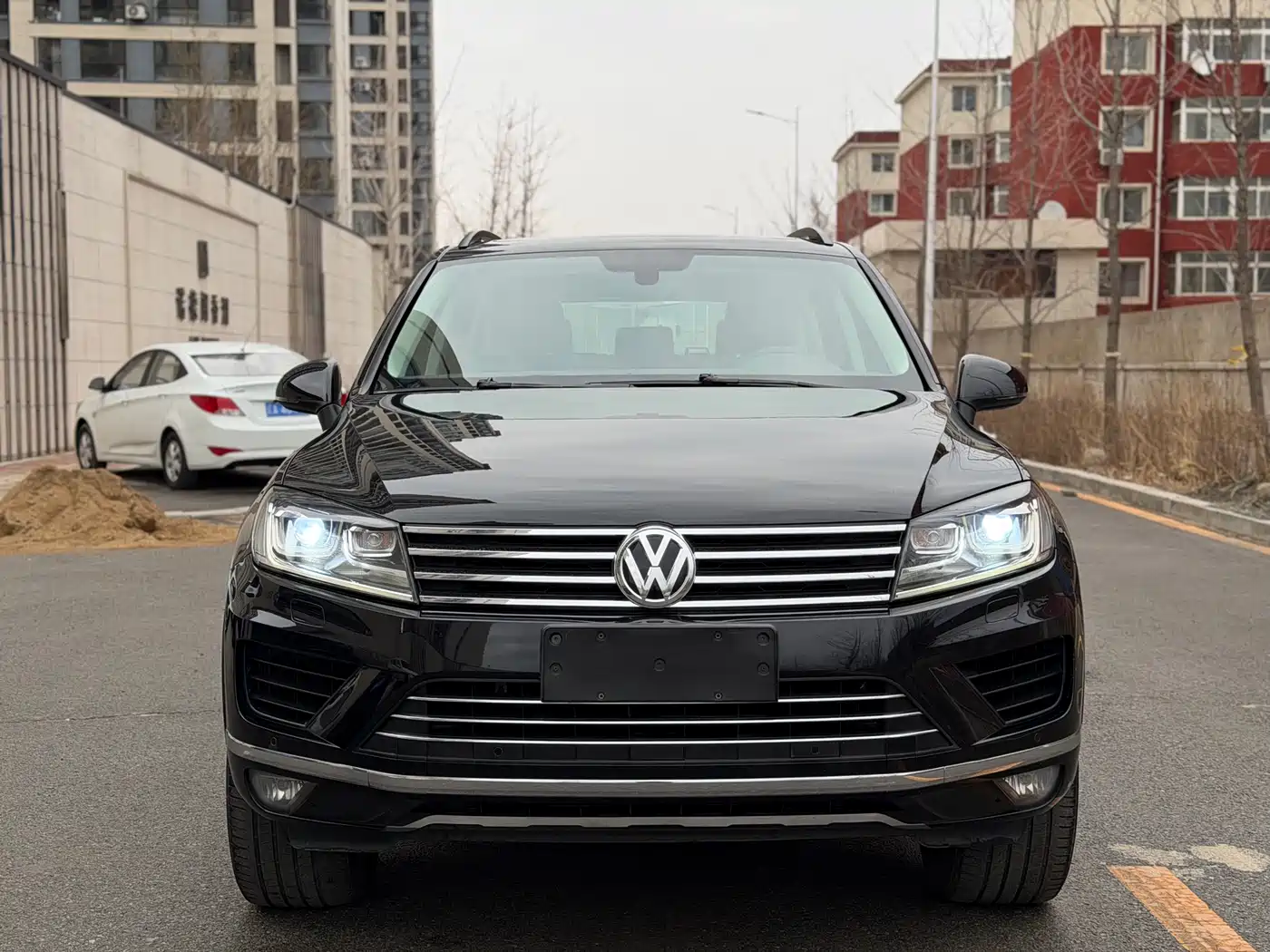 Volkswagen Touareg 2017 3.0TSI Explorer Edition фото 2