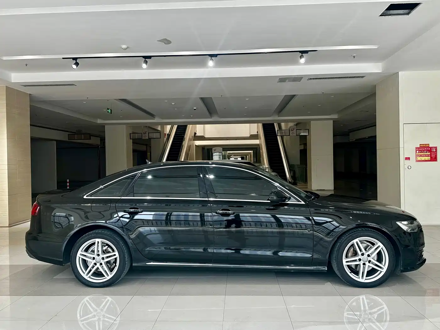 Audi A6L 2018 30th Anniversary 30 FSI Style фото 4