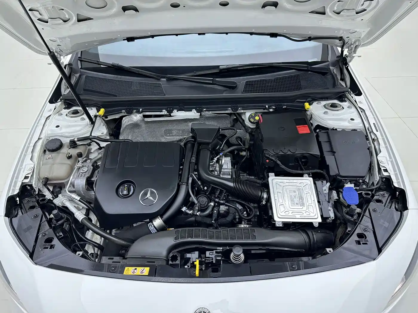 Mercedes-Benz A-Class 2022 A 180 L Sport Sedan фото 24