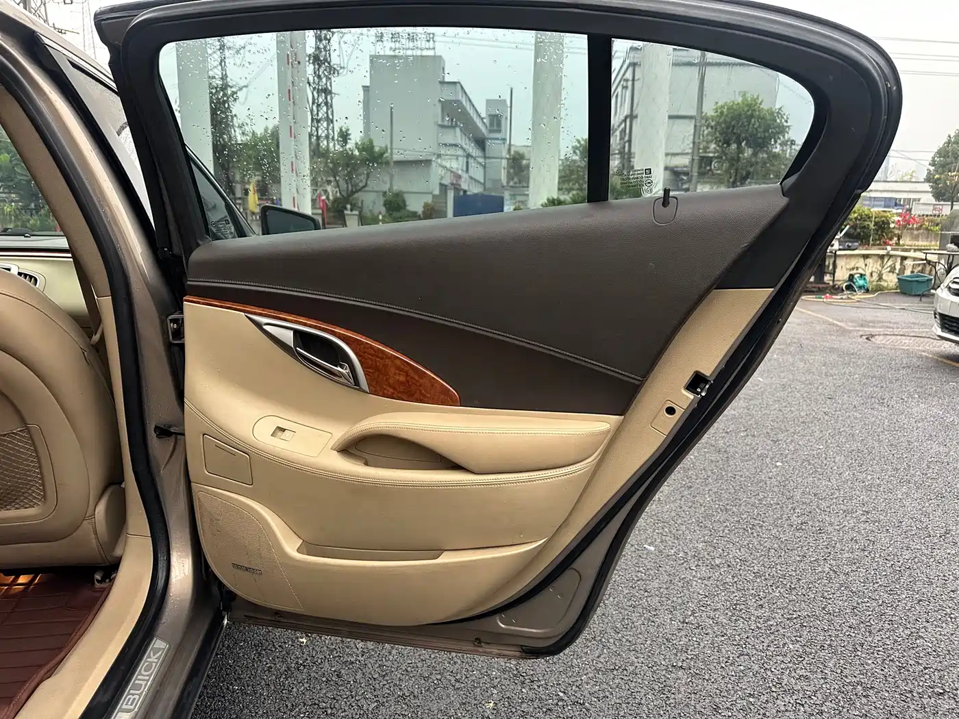 Buick LaCrosse 2010 2.4L Luxury фото 13
