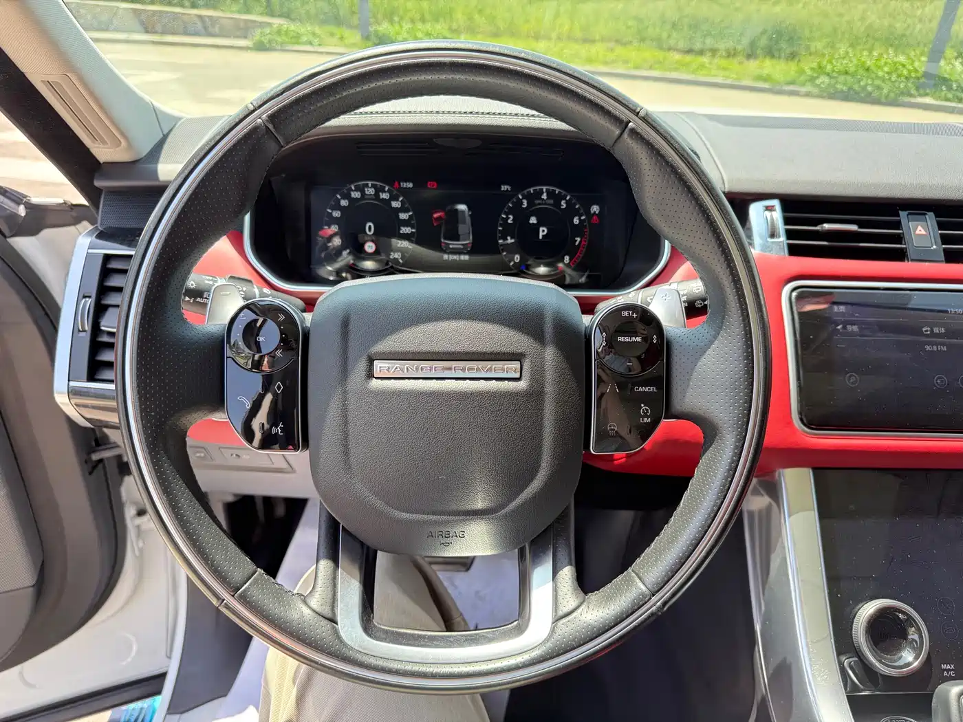 Land Rover Range Rover Sport 2022 3.0 L6 Gloss Black Edition фото 14