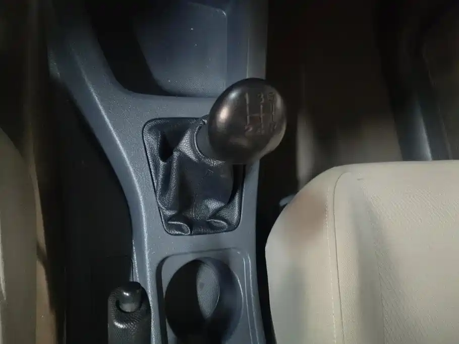 Wuling Motors Wuling Rongguang V 2019 2018 1.2L Utility