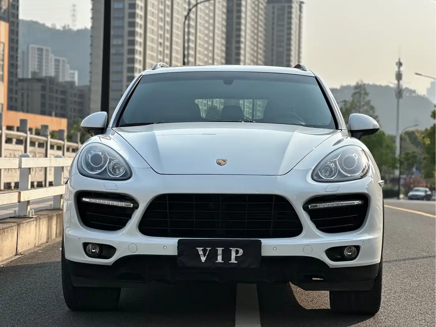 Porsche Cayenne 2011 Cayenne Turbo 4.8T фото 2