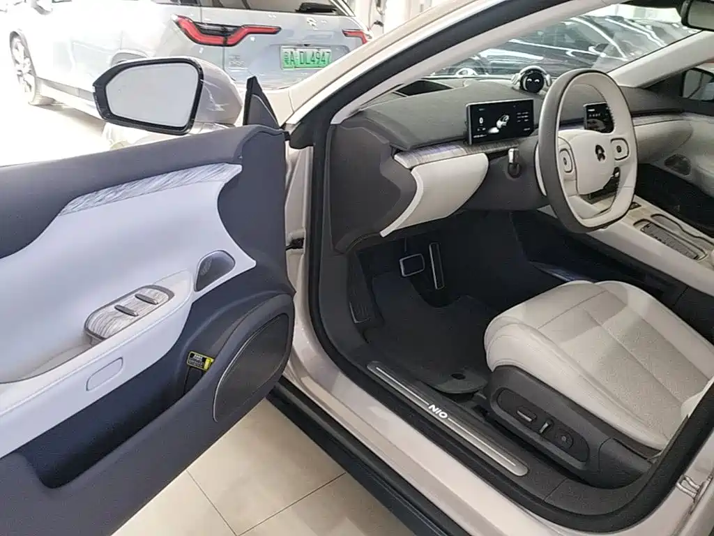 NIO ET7 2024 2024 75kWh Executive Edition