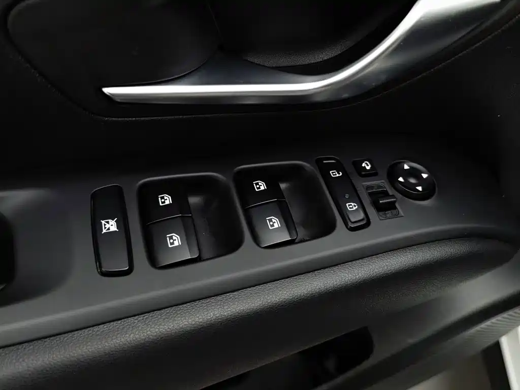 Фото 9 - Hyundai Tucson