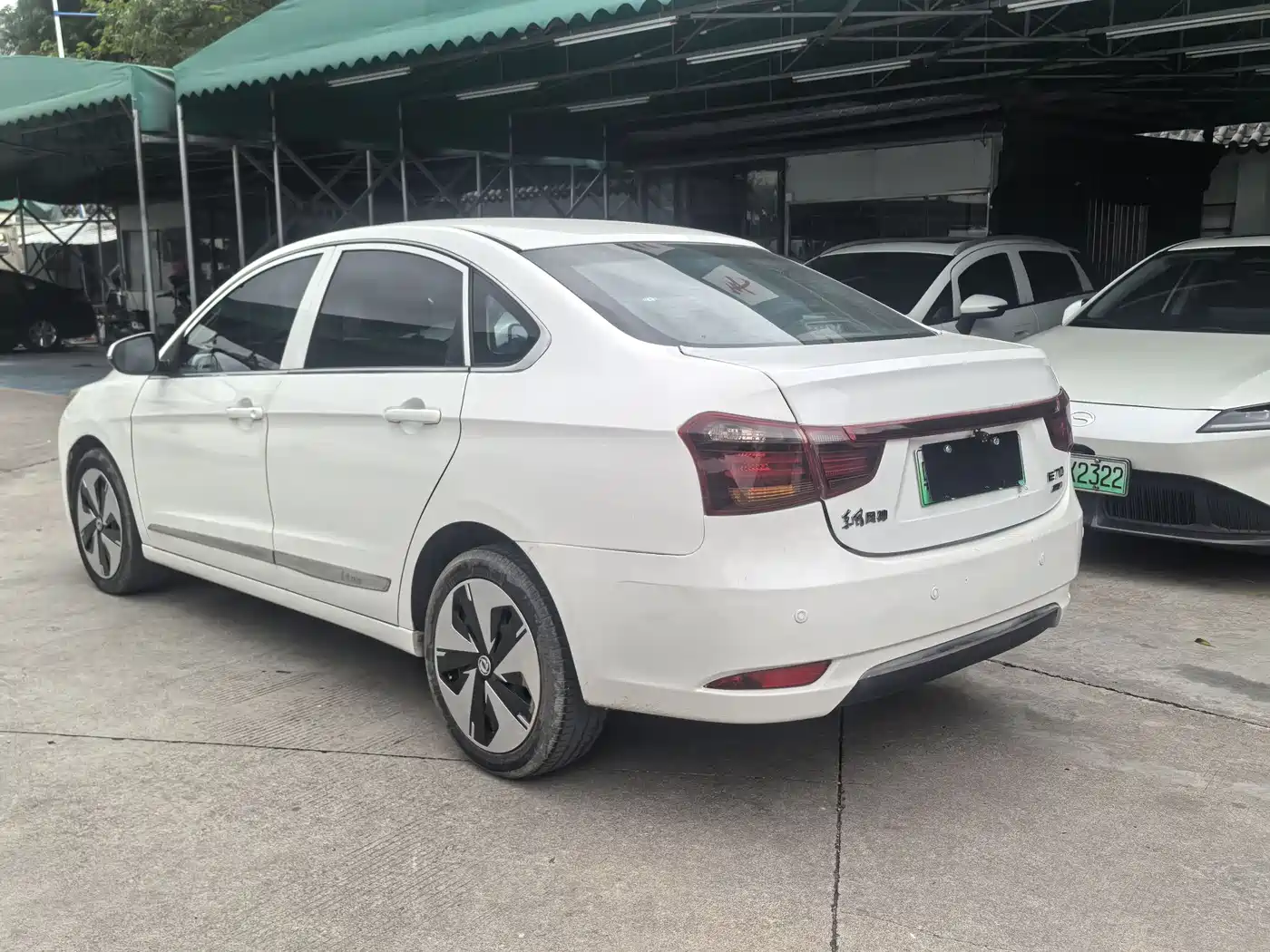 DONGFENG E70
