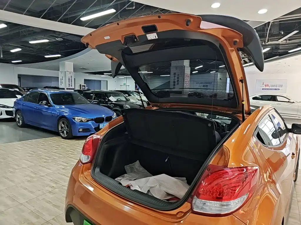 Hyundai Veloster 2016 2015 1.6T Automatic Luxury Edition