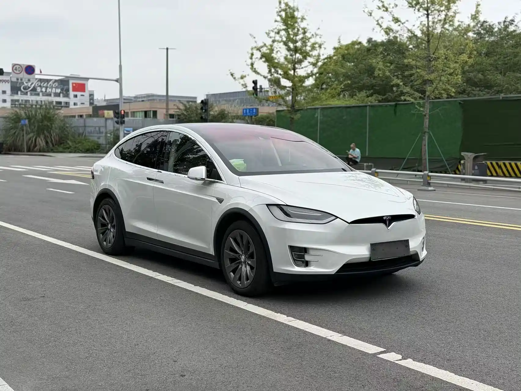 Фото 3 - Tesla Model X