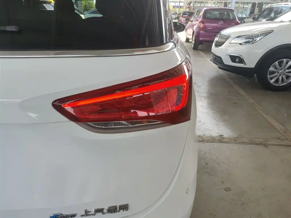 Buick GL6 2021 323T Mild Hybrid Connected Luxury фото 24