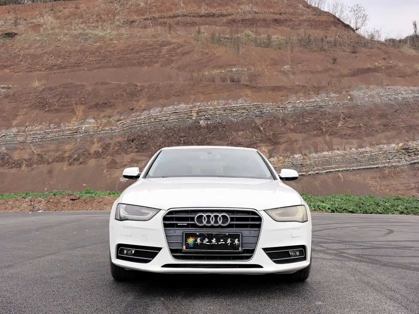 Audi A4L 2015 45 TFSI quattro Individual Sport фото 2