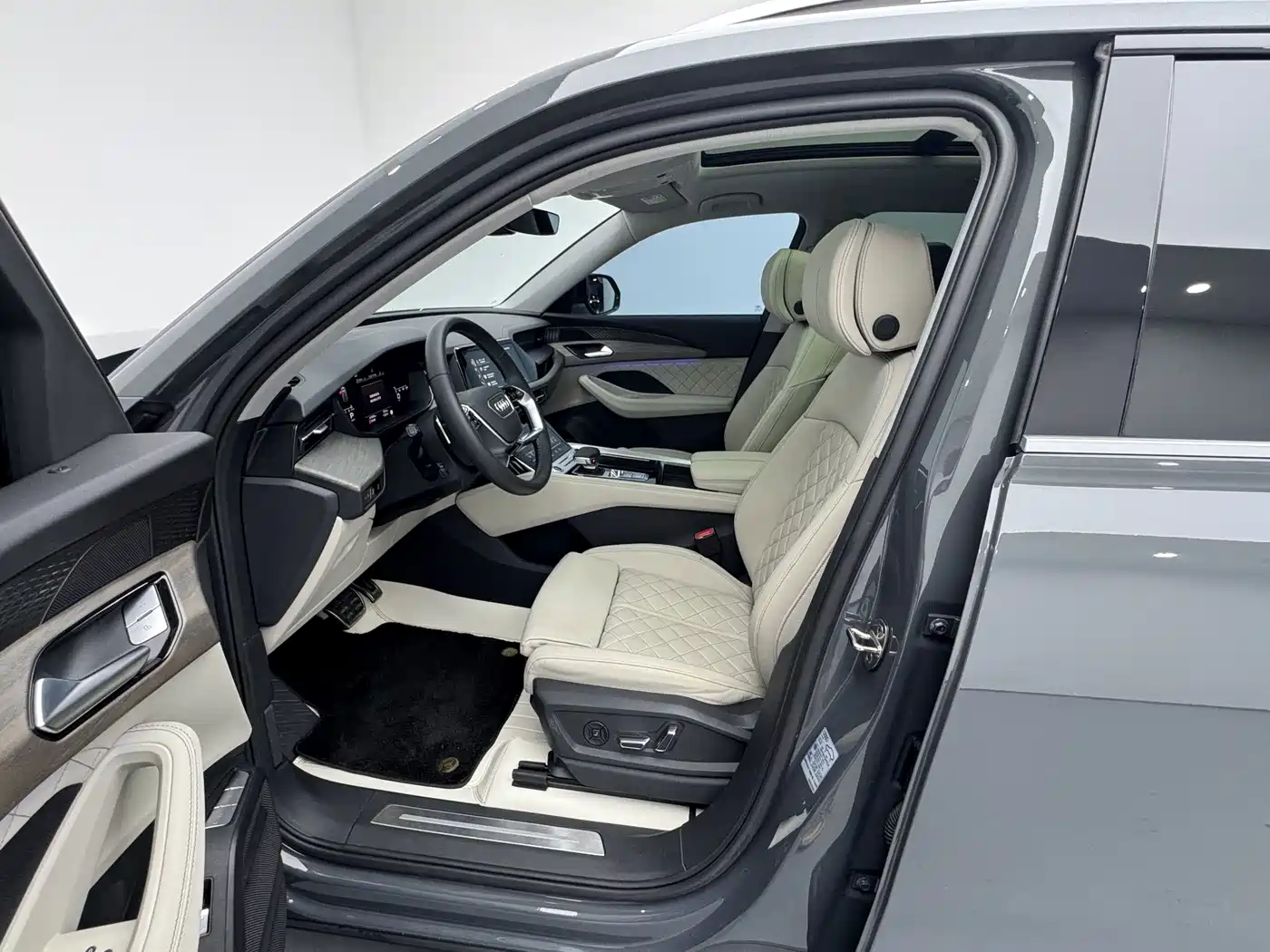 Audi Q6 2023 2023 50 TFSI quattro Moving Cloud Yulin Package