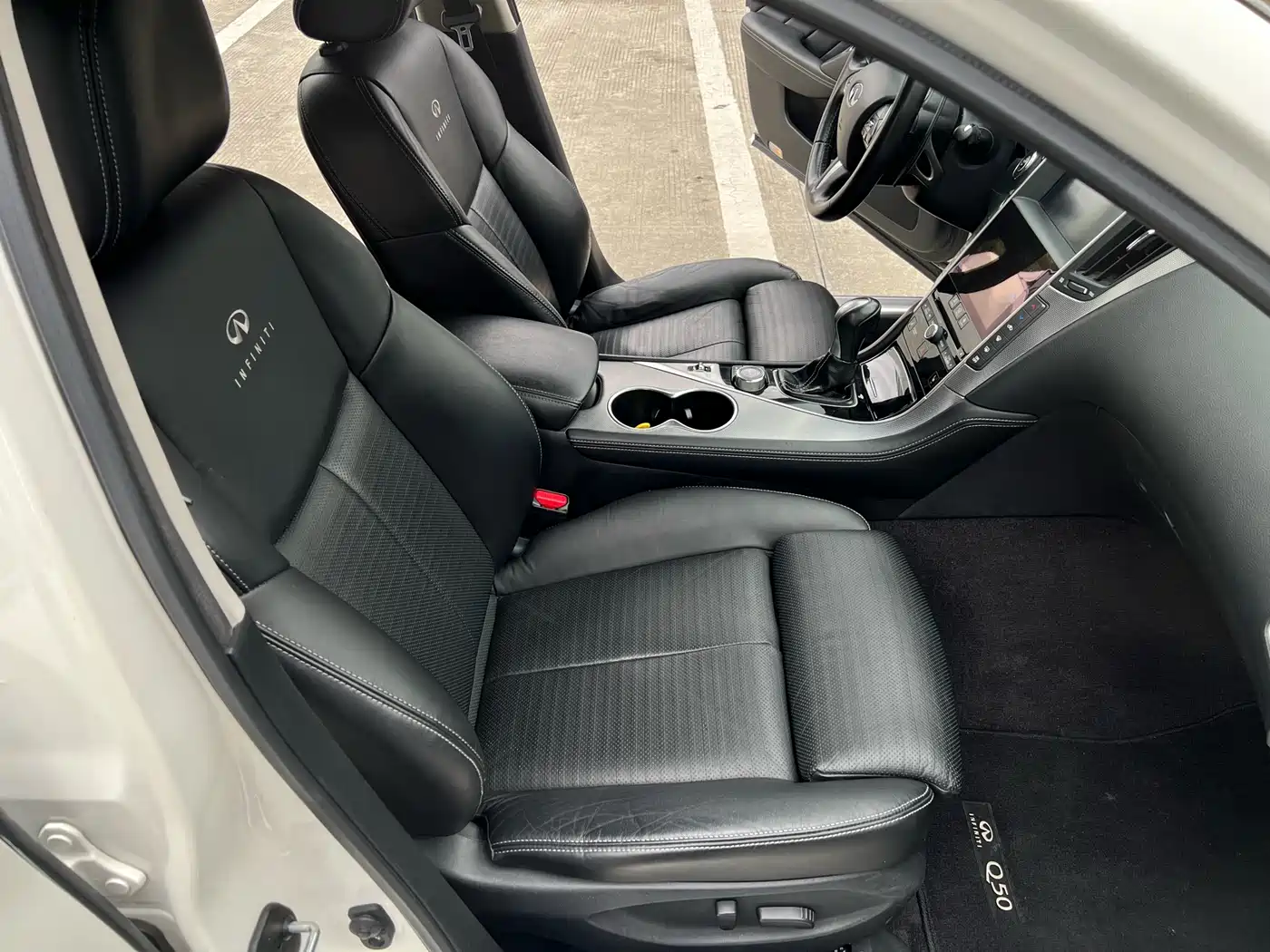 Infiniti Q50 2014 2014 3.7L Luxury Sport