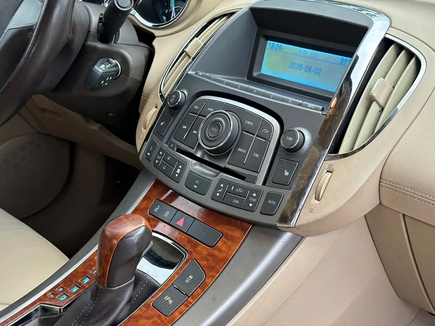 Buick LaCrosse 2013 2012 Model 2.4L SIDI Comfort