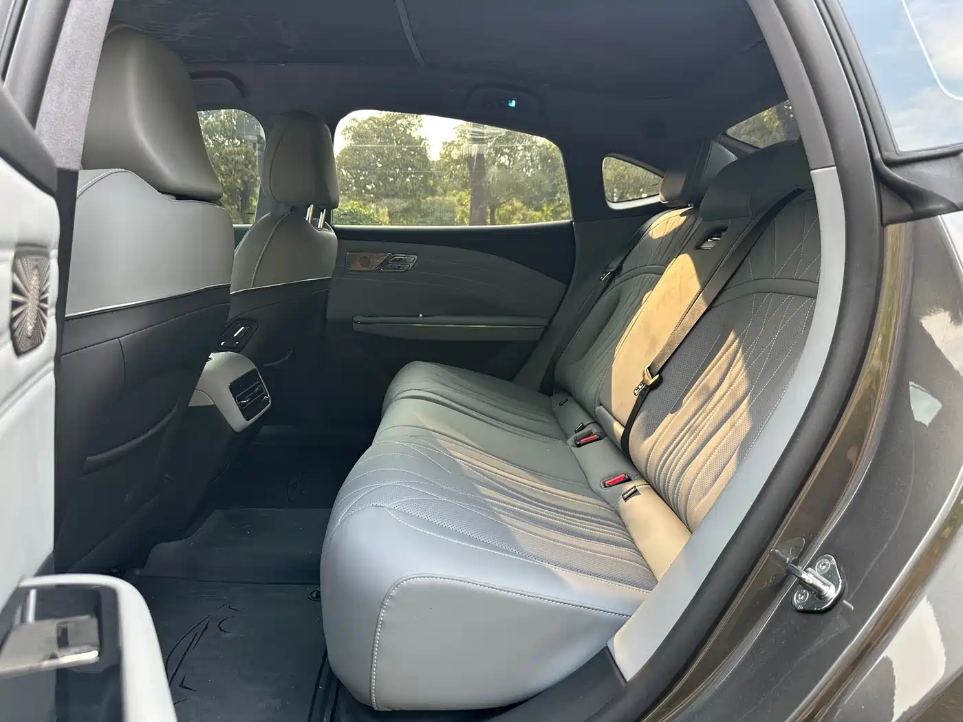 GEELY GALAXY GALAXY E8