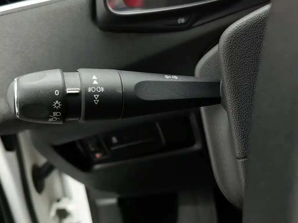 DS 5LS 2015 2014 1.8L Elegance VTi140