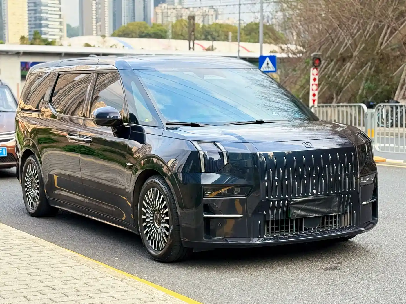 ZEEKR EXTREME KRYPTON 009